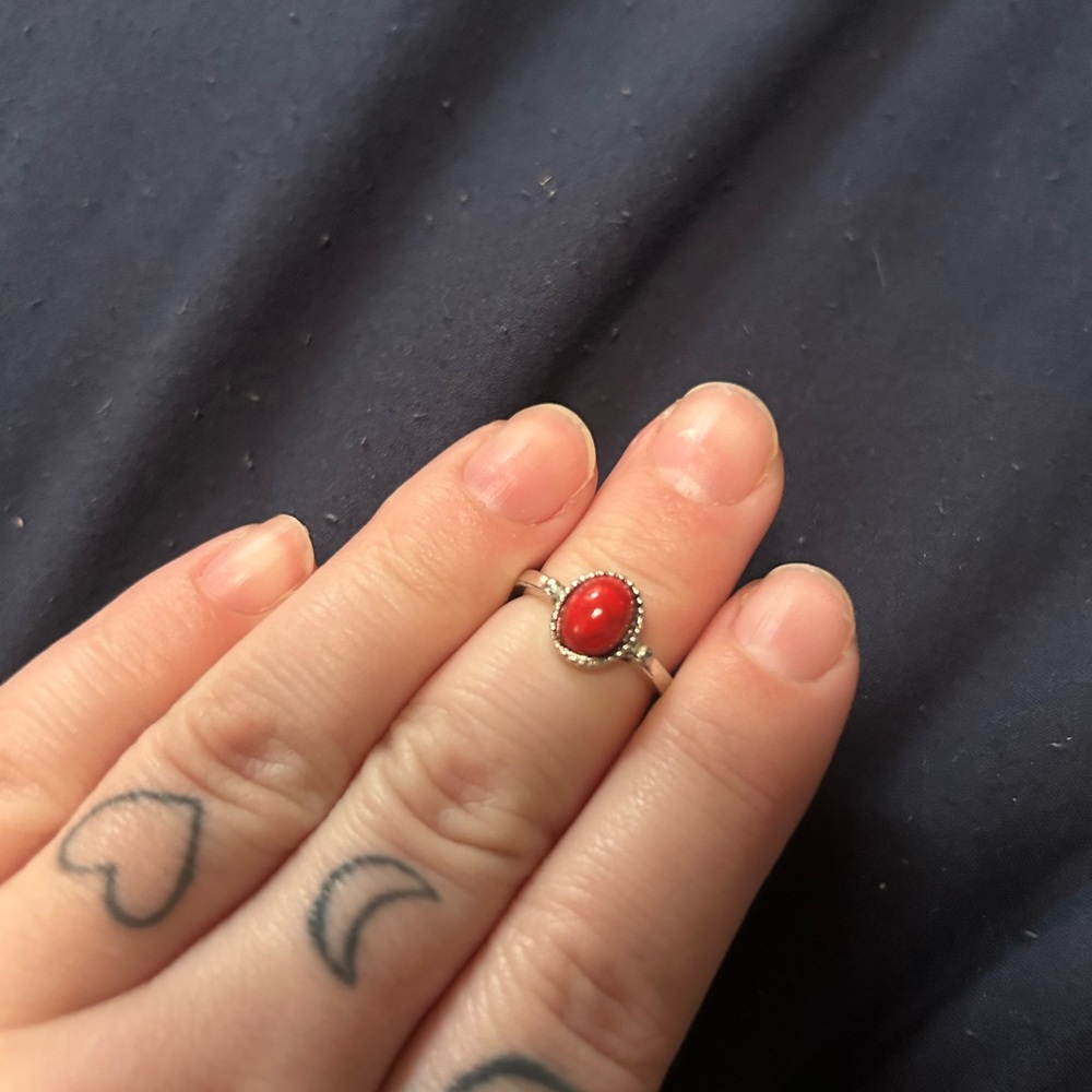 Elegant Silver and Red Stone Ring